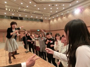 留学生＆学生のお友達のみなさんで、商品券争奪ジャンケン大会